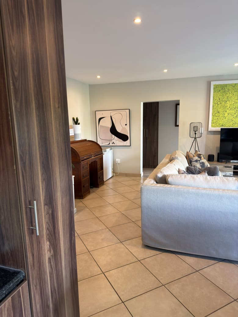 3 Bedroom Property for Sale in Gateway Manor North West